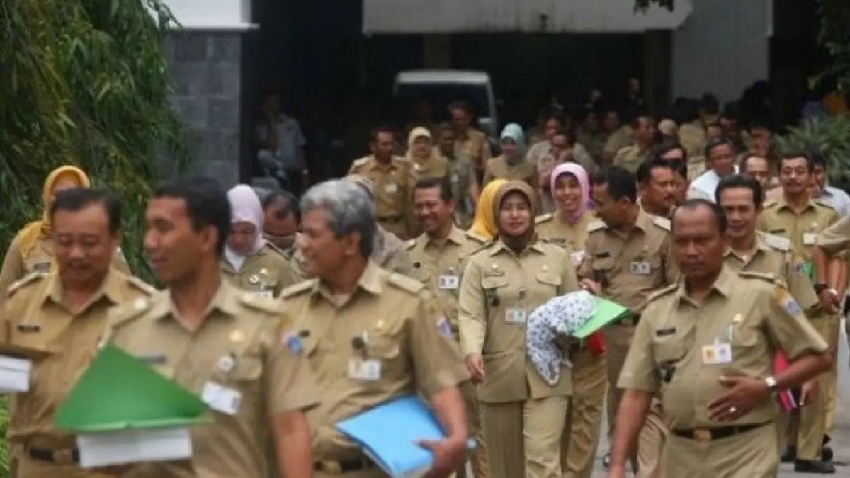 TPG THR 100 persen guru ASN 2026 belum cair. Simak tahapan terbaru, syarat penerima, serta penyebab pencairan masih menunggu proses pemerintah.(Gemini AI)