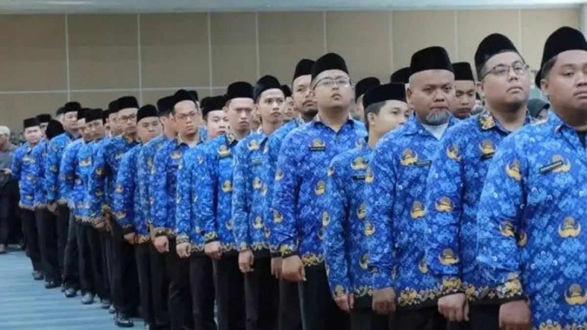 TPG THR 2026 belum cair hingga pertengahan tahun. Simak tiga penyebab utama keterlambatan dan syarat guru yang berhak menerima tambahan TPG THR.(Gemini AI)