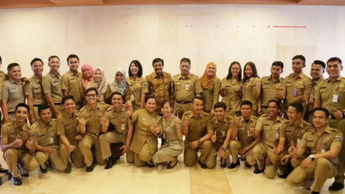TPG THR 2026 belum menunjukkan perkembangan hingga awal Juli. Simak kabar terbaru pencairan TPG Juni serta batas realisasi pembayaran THR guru ASN.(Gemini AI)