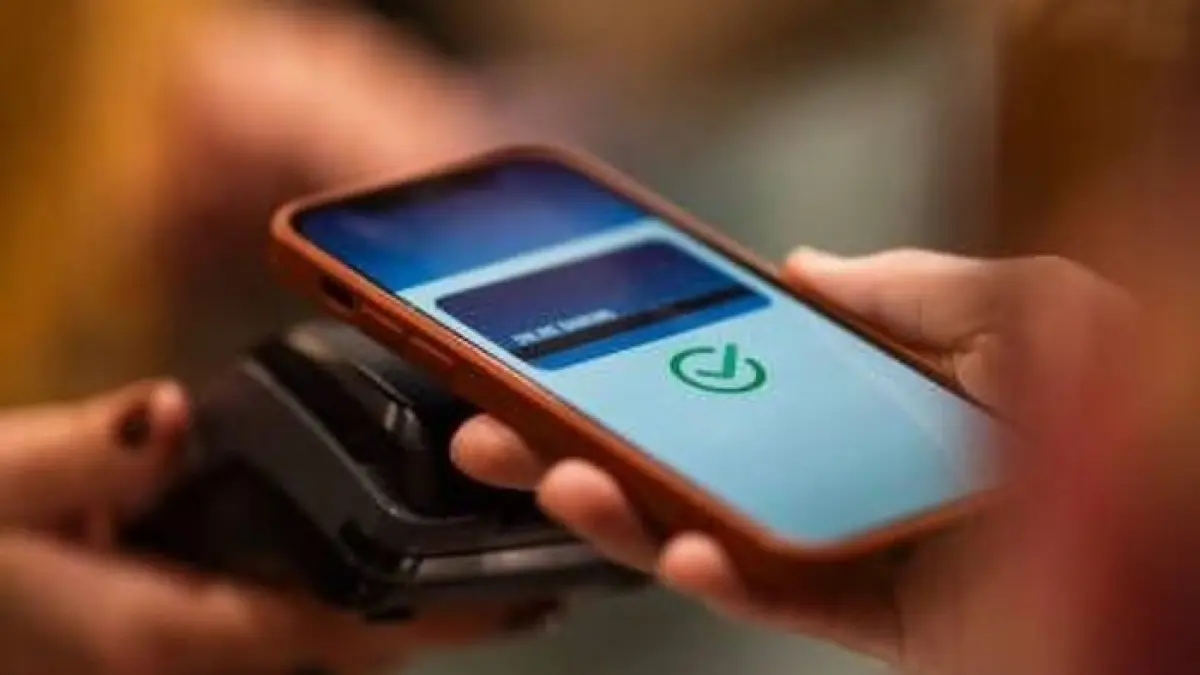 Cara memunculkan Dana Instan di DANA ternyata harus memenuhi beberapa syarat, mulai akun Premium, transaksi aktif hingga verifikasi KTP.(Gemini AI)