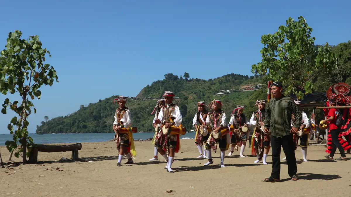 wisata pantai gemah lokasi yang masuk kawasan pariwisata dapat dikembangkan sesuai regulasi. (RAHIIQ AL BACHRI/RADAR TULUNGAGUNG)