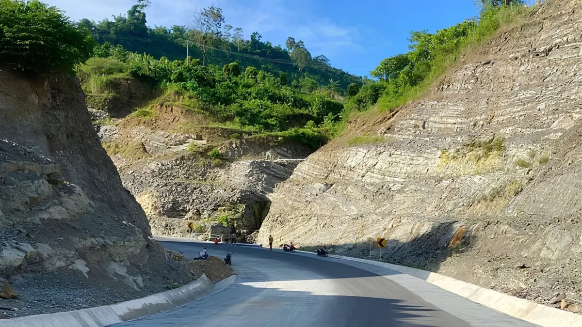 Destinasi Hidden Gem Jawa Timur di Jalur Lintas Selatan menghadirkan rekomendasi Pantai Gemah, Dlodo, Popoh, Kedung Tumpang, hingga Sidem. (Pinterest)