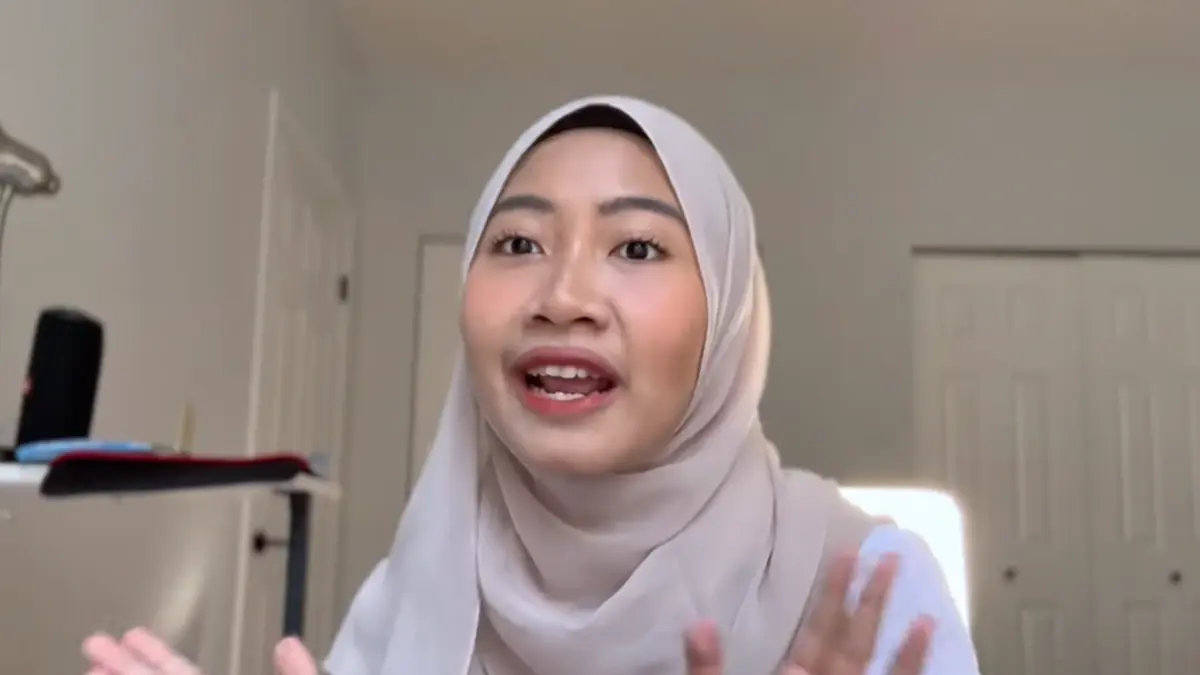 Cara mendapatkan application fee waiver untuk daftar kuliah luar negeri tanpa bayar, bisa hemat hingga jutaan rupiah.