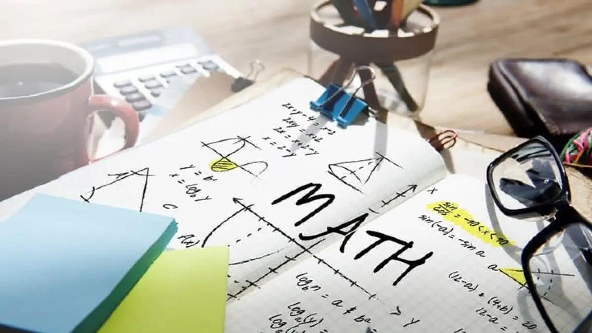 Latihan soal matematika SMP lengkap dengan soal cerita, pilihan ganda, dan kunci jawaban untuk membantu siswa belajar sebelum ujian.(Pinterest)