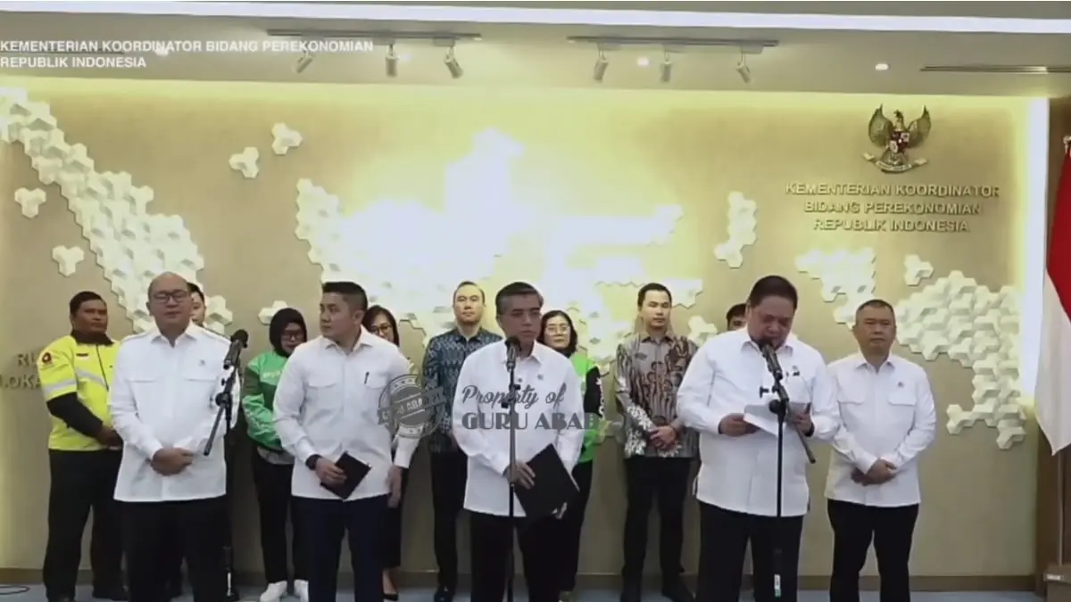 THR Guru ASN 2026 resmi diatur PMK Nomor 13 Tahun 2026. Guru bersertifikasi berpeluang kembali menerima tambahan TPG satu bulan dalam komponen THR.