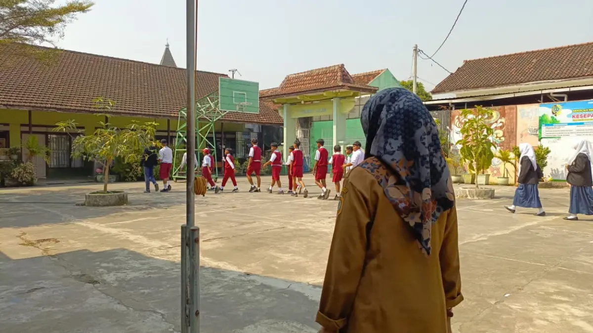 SMP Pinggiran berharap penataan pagu penerimaan peserta didik disesuaikan dengan jumlah lulusan SD di setiap wilayah. (RAHIIQ AL BACHRI/RADAR TULUNGAGUNG)