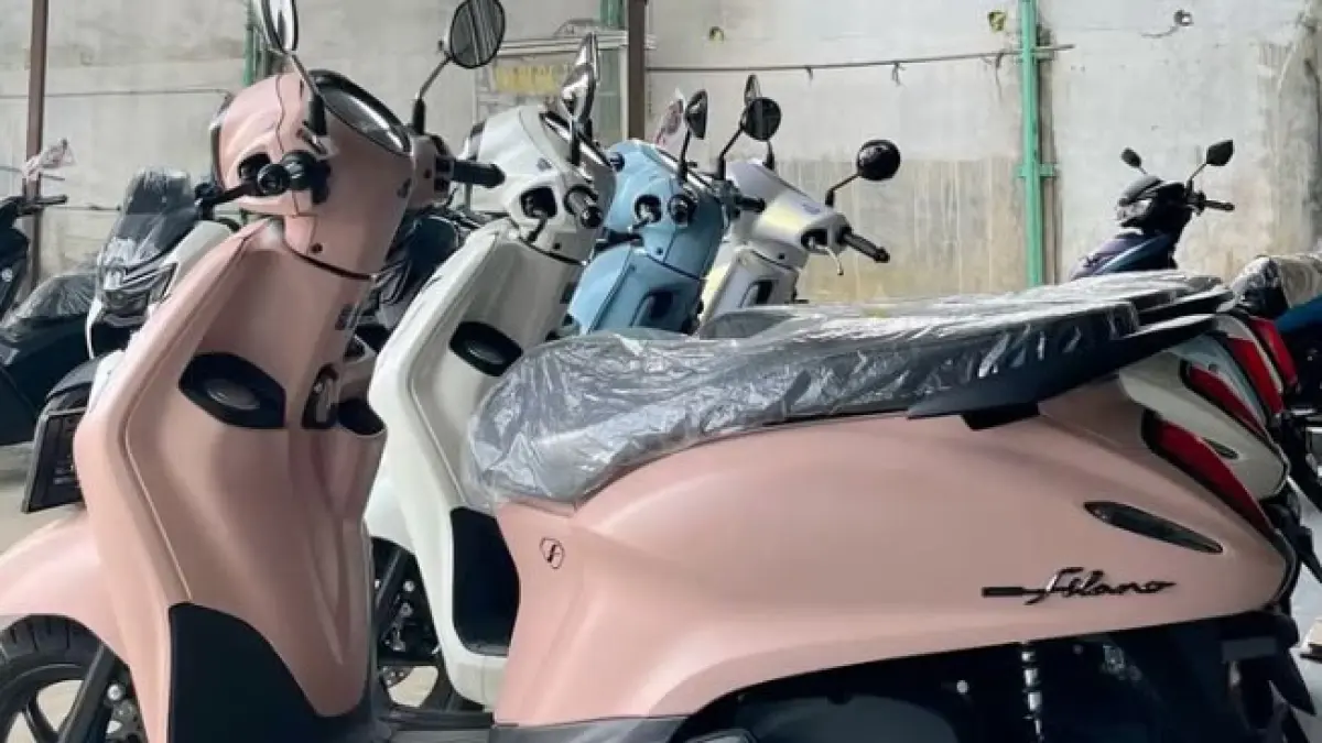 Yamaha Grand Filano 2026 resmi meluncur! Intip pilihan warna baru yang maskulin, fitur canggih mesin Blue Core Hybrid 125cc, dan update harga terbarunya. (Pinterest)