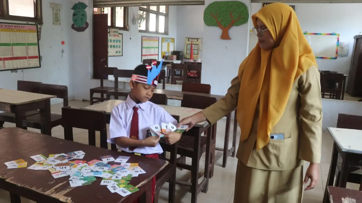 Sekolah negeri kini menghadapi persaingan yang semakin ketat dengan sekolah swasta.(SANDY YUWANA/RADAR TULUNGAGUNG)