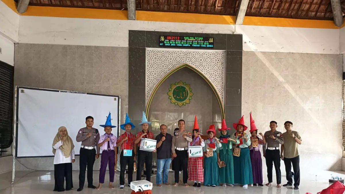 FIFGROUP melalui program FABL berkolaborasi dengan Polres Tulungagung menggelar Training Safety Riding di SMAN 1 Tulungagung, Rabu 15 Juli 2026.