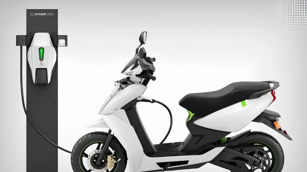 Motor listrik murah 2026 hadir mulai Rp2 jutaan. Simak daftar 10 motor listrik lengkap dengan harga, kecepatan, baterai, dan jarak tempuhnya. (Pinterest)
