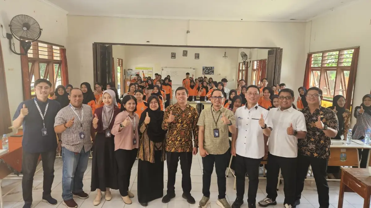 Program Jam Sosial Mengajar FIFGROUP Tulungagung pada Kamis 16 Juli 2026 di SMAN 1 Tulungagung.