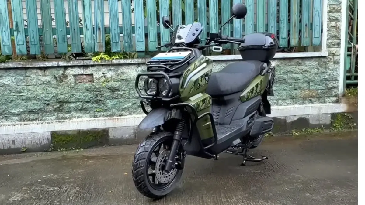 Indomobil E-Motor Tirano hadir dengan desain adventure, Android Auto, dan jarak tempuh hingga 110 km dalam sekali pengisian.
