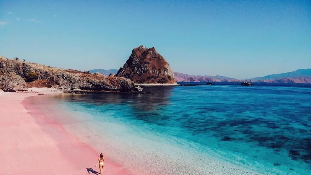 Wisata Labuan Bajo 2026 menawarkan enam destinasi ikonik mulai Pulau Padar hingga Kanawa Island lengkap dengan rincian biaya perjalanan.