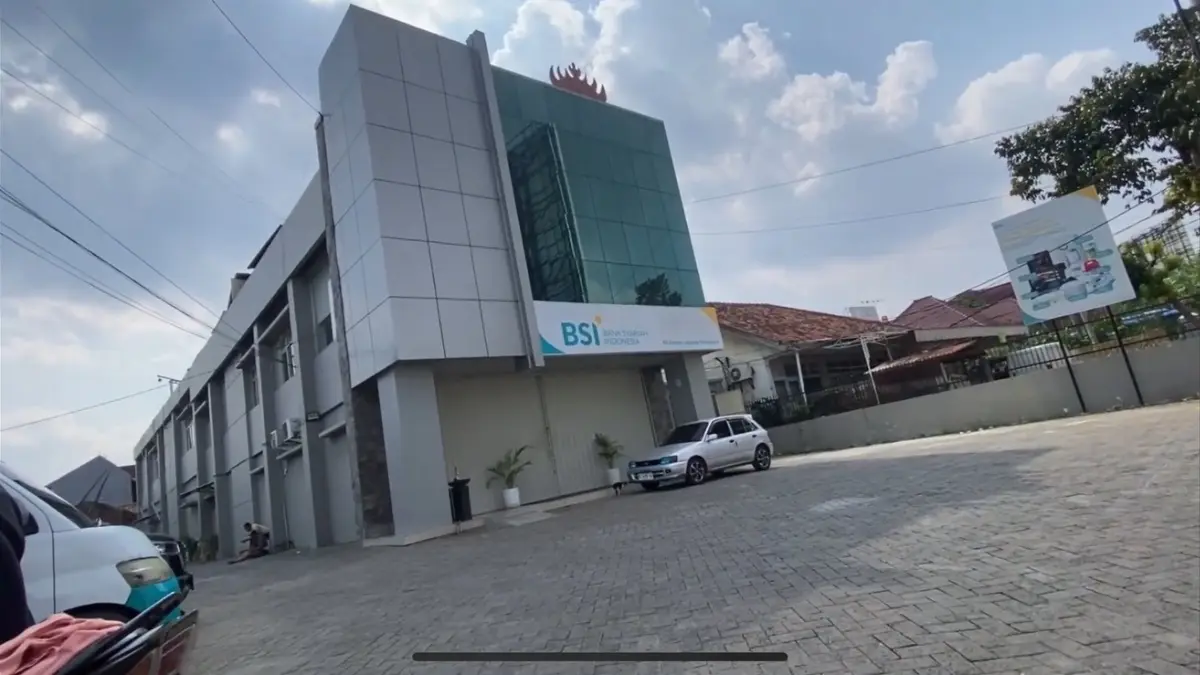 KUR Bank Mandiri 2026 masih tersedia. Simak syarat wajib, dokumen, aturan usaha, jaminan, dan proses pengajuan pinjaman hingga pencairan.