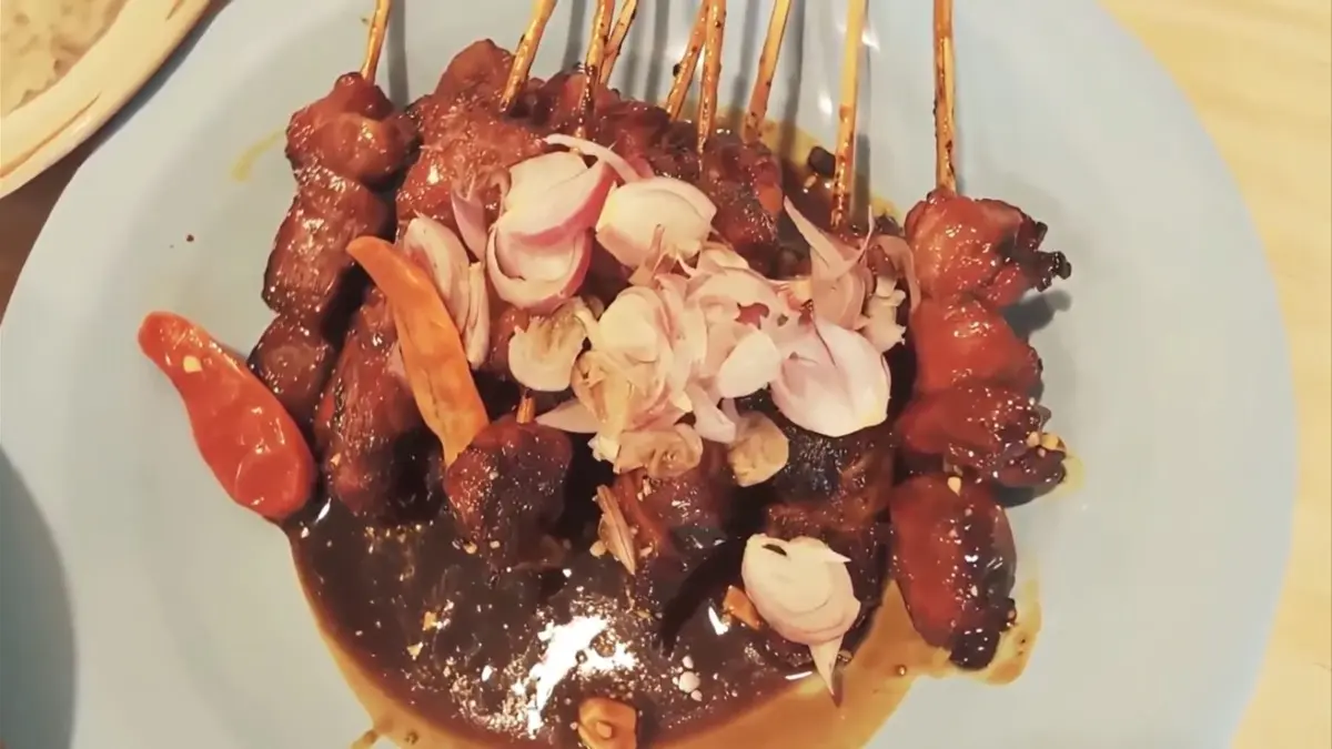 Kuliner Tulungagung menghadirkan sompil, sate kambing, kopi hijau, jenang sabun hingga botok khas yang bisa menjadi referensi wisata kuliner.