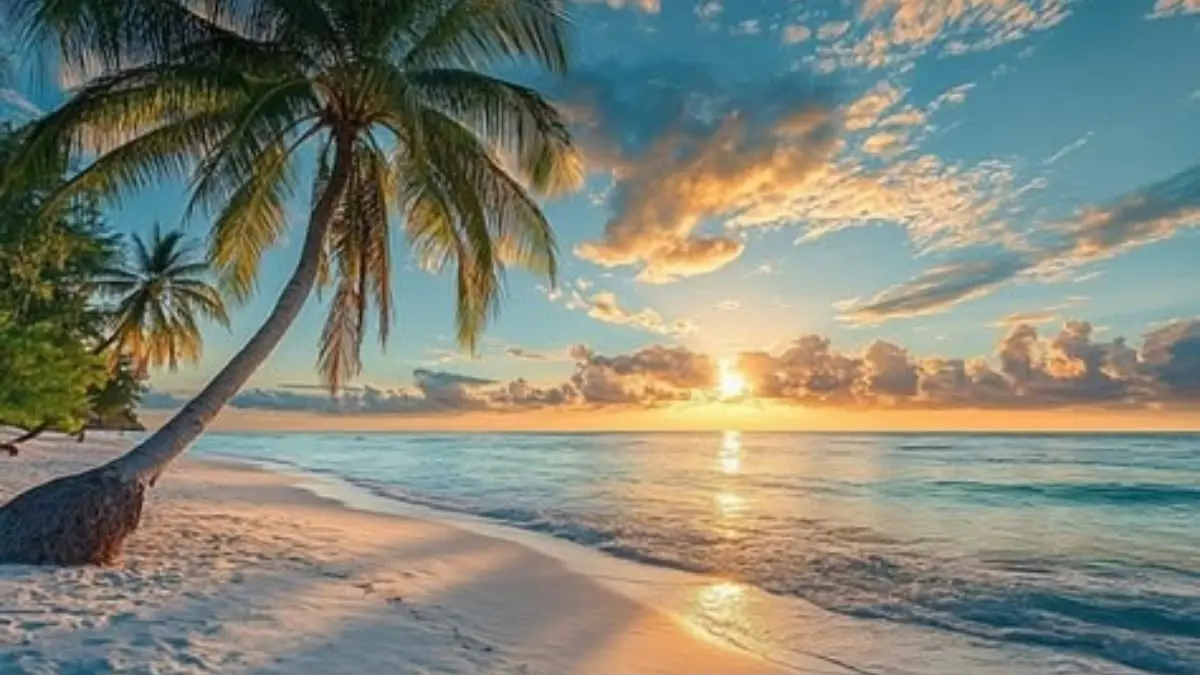 Rekomendasi wisata pantai di Pacitan paling hits dan memukau! Temukan pesona pasir putih, tebing batu unik, hingga spot mirip Raja Ampat. Cek daftarnya di sini!(Pinterest)