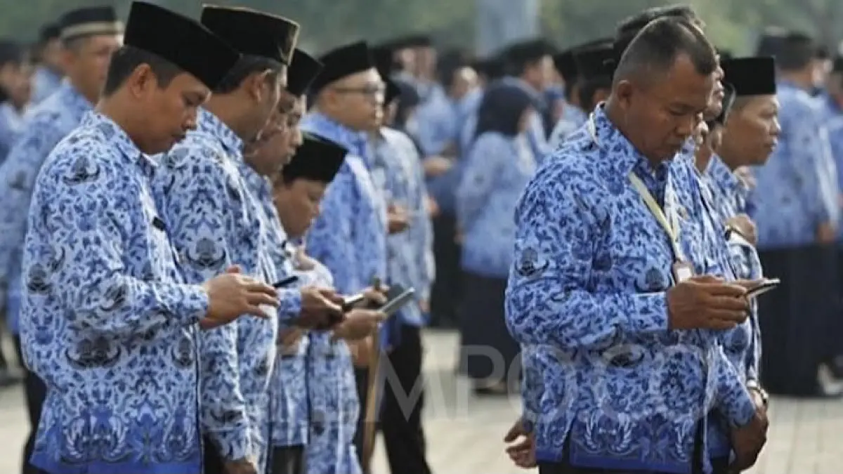 Gaji ke-13 pensiunan PNS 2026 mulai dicairkan 2 Juni. Taspen memastikan gaji Juni tetap cair, sekaligus menegaskan belum ada kebijakan kenaikan gaji maupun rapelan pensiun.(pinterest)