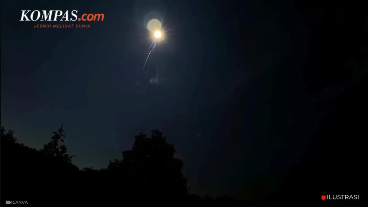 Gerhana matahari total akan kembali terjadi pada 13 Agustus 2026 dan menjadi salah satu fenomena astronomi paling dinantikan tahun depan. Meski mampu membuat langit siang berubah gelap selama beberapa menit di wilayah jalur totalitas, masyarakat Indonesia dipastikan tidak dapat menyaksikannya secara langsung karena berada di luar lintasan gerhana.