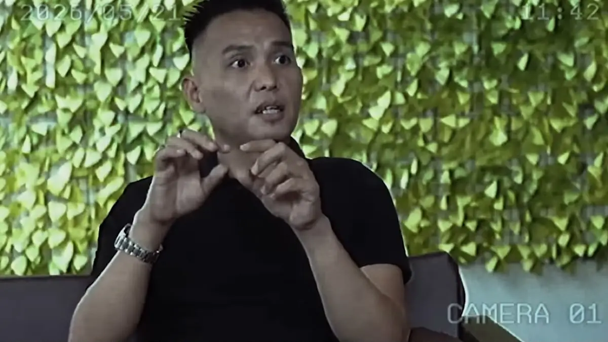 Ramalan politik Indonesia 2026 menyoroti isu kudeta Prabowo, gejolak ekonomi hingga prediksi gempa besar di Yogyakarta. Simak isi penerawangannya.(SC Youtube)