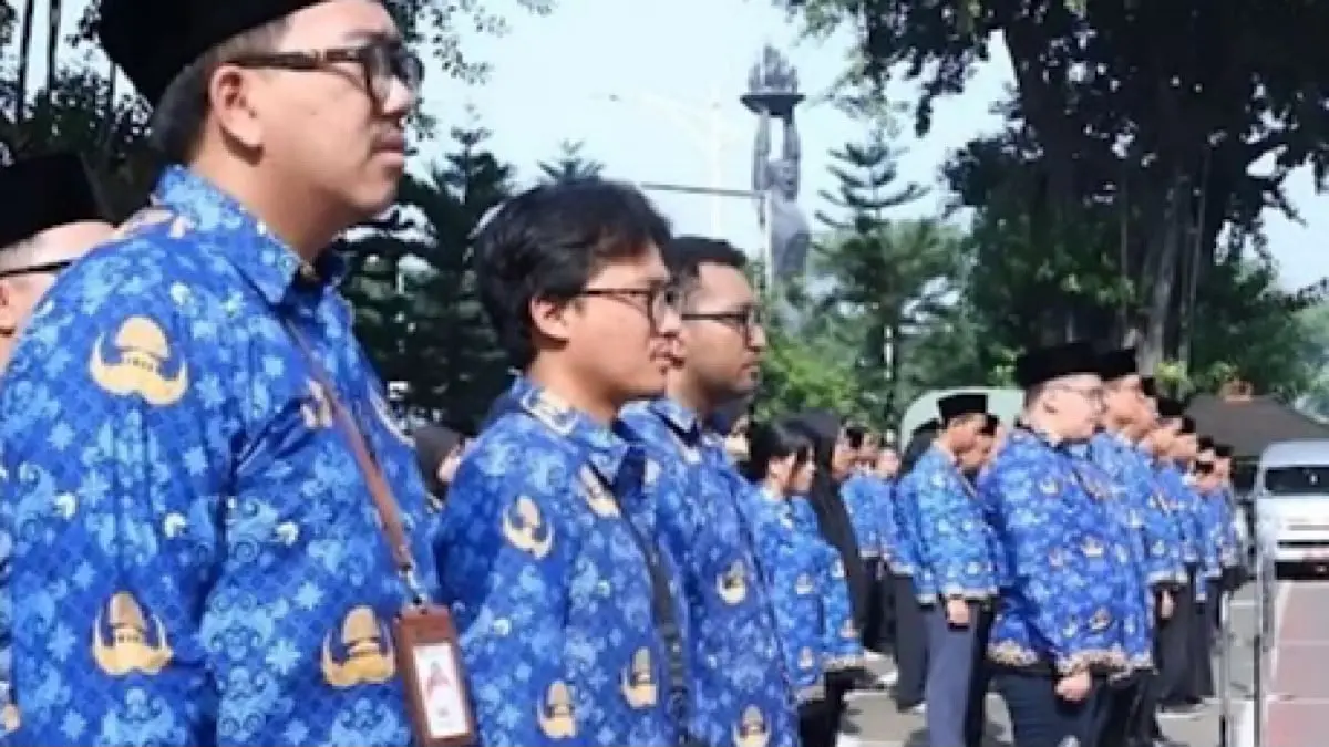 PPPK paruh waktu jadi penuh waktu masih terbuka. Bupati menyebut masa depan status honorer bisa berubah, tetapi kinerja, formasi dan anggaran tetap jadi pertimbangan.(pinterest)