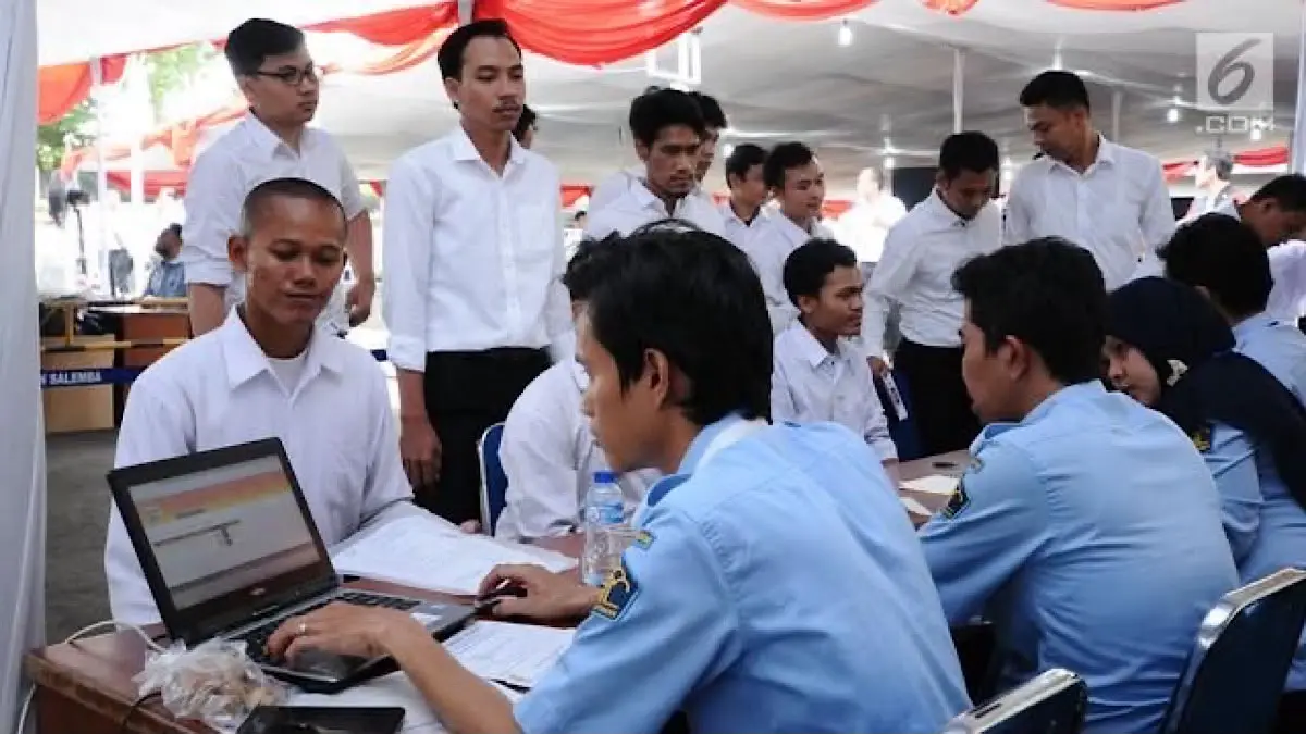 Syarat CPNS 2026 wajib diketahui calon pelamar. Cek batas usia, ijazah, dokumen, kesehatan hingga 8 ketentuan yang bisa menentukan lolos administrasi.(pinterest)