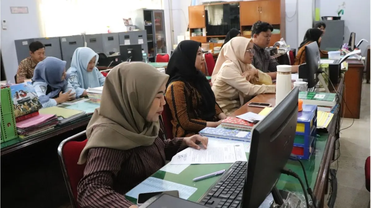 Tak hanya tenaga pendidik, ribuan PPPK paruh waktu yang menjadi sasaran penyesuaian honor juga bekerja di sektor kesehatan, sosial, hingga sejumlah organisasi perangkat daerah (OPD).(DOK. RATU)