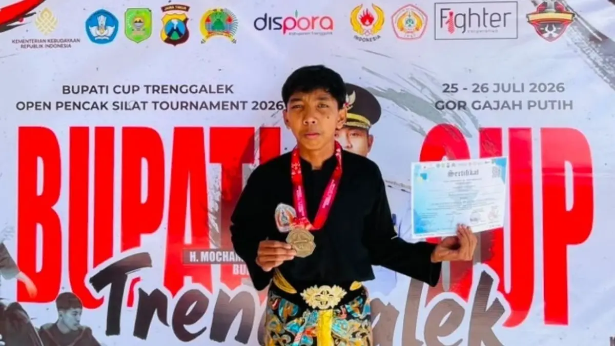 Latihan keras 
dan intensif 
menjadi kunci 
Asaka mampu 
meraih juara 
di kejuaraan 
pencak silat.