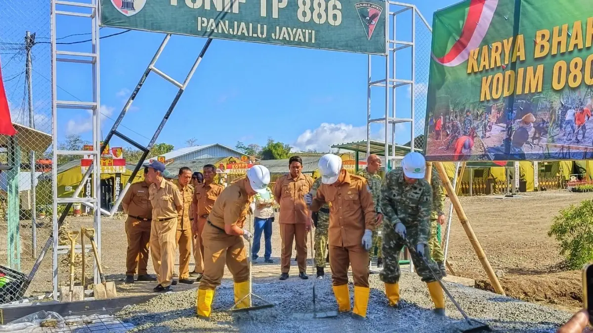 Peletakan batu pertama (ground breaking) pembangunan gerbang utama Yonif TP 886 Panjalu Jayati.