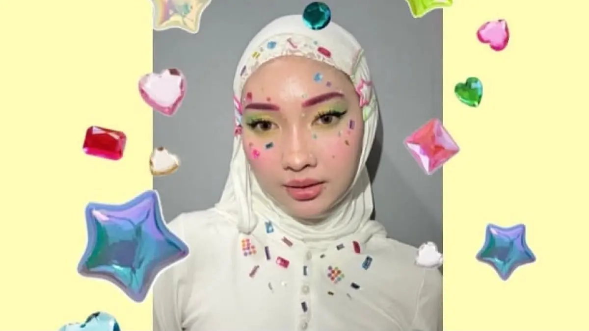 Makeup Naykilla versi klien tampil penuh warna. Simak produk dan teknik yang digunakan, dari foundation, contour, eyeshadow hingga lipstik.(pinterest)
