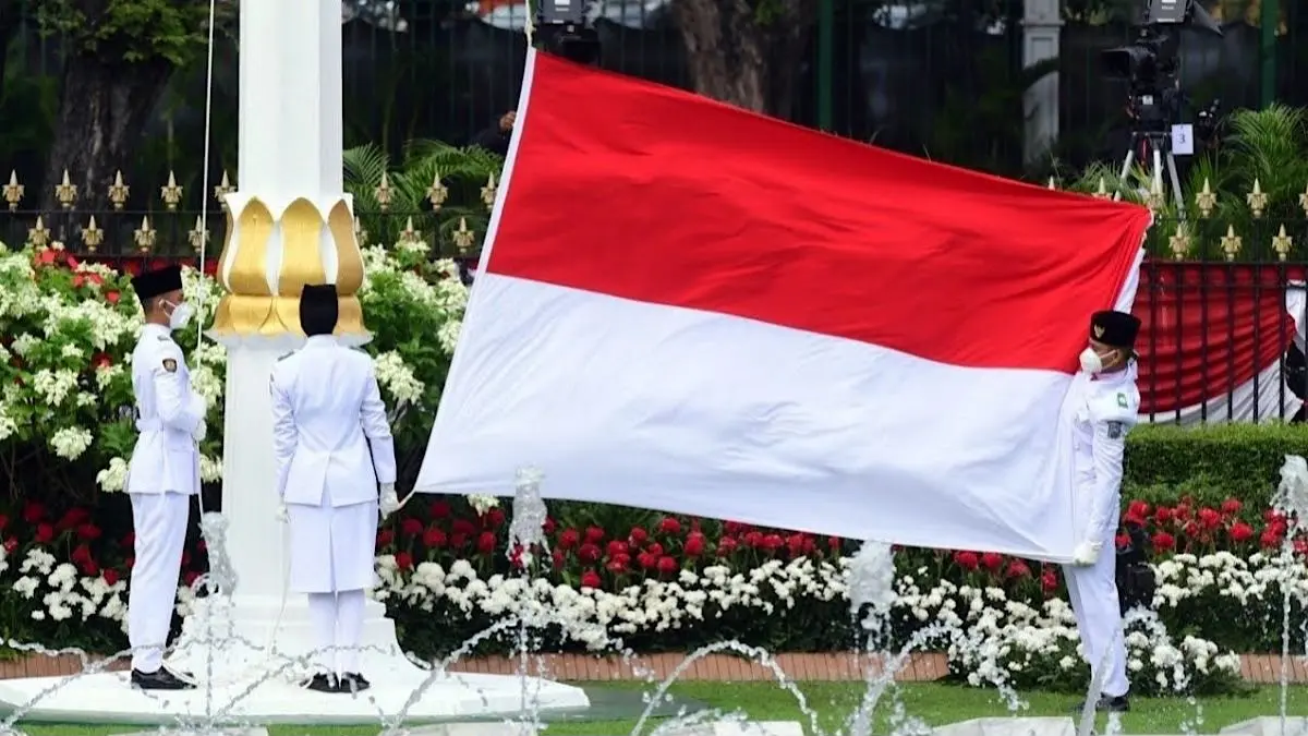 Kembali ke Istana Merdeka saat HUT ke-81 RI, Ratna Sari Dewi Soekarno kaget melihat perubahan kawasan yang kini dipenuhi bangunan baru.(pinterest)