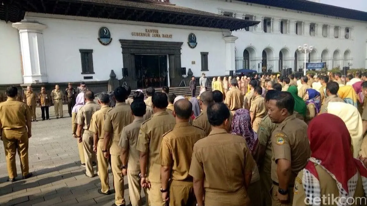 Kenaikan gaji ASN dan pensiunan 2027 kembali disorot usai pidato Prabowo. Simak fakta terbaru dan status kebijakannya.(pinterest)
