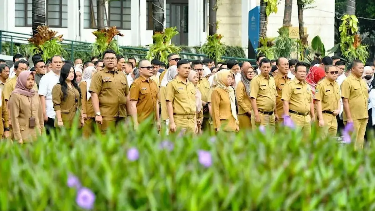 Kenaikan gaji ASN dan pensiunan 2027 masih menjadi sorotan usai pidato Prabowo. Simak status terbaru dan fakta RAPBN 2027.(pinterest)