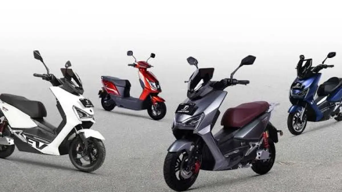 Motor listrik nasional 2026 resmi diluncurkan Prabowo. Simak spesifikasi, jarak tempuh 60 km, kecepatan 70 km/jam, dan ekosistem pendukungnya.