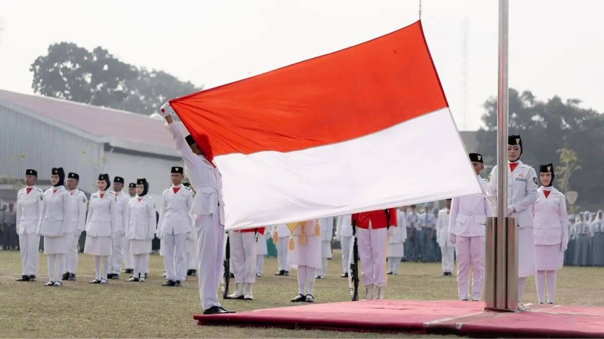 Suasana khidmat mewarnai upacara HUT Ke-81 RI di Lapangan Buntaran, Kecamatan Rejotangan, Tulungagung, Senin (17/8/2026).(MEGA MUSTIKA/KECAMATAN REJOTANGAN UNTUK RATU)