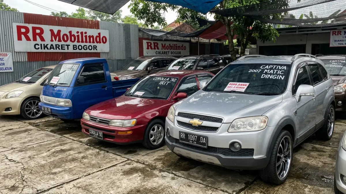 Mobil bekas murah di RR Mobilindo Bogor tersedia mulai Rp19 jutaan, dari Carry SS, Corolla Grid, Vios hingga Chevrolet Captiva. (Youtube. com)