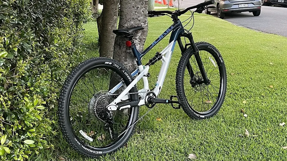 Polygon Xtrada 7 2026 dibanderol sekitar Rp11,5 juta. Setelah diuji, MTB ini dinilai nyaman dan memiliki value yang layak.(pinterest)