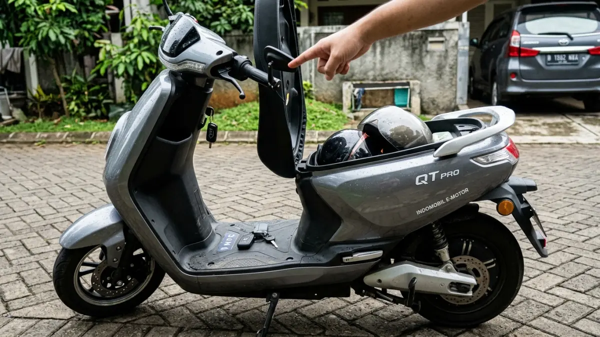 Indomobil E Motor QT Pro dipakai sepekan dan mulai ditemukan sejumlah catatan, dari spion kecil, alarm berisik, hingga rem berbunyi. (Youtube. com)