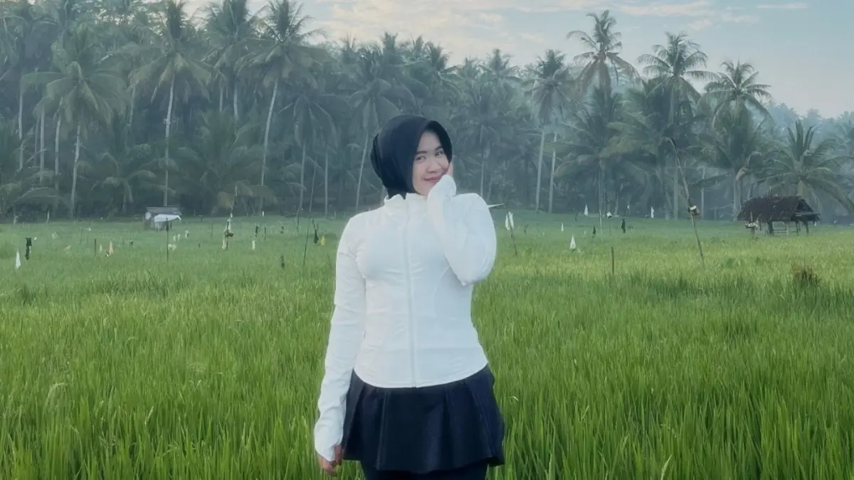 Nila Farhatun Nazilah menjadikan traveling, olahraga, hingga kegiatan volunteer sebagai cara untuk mengenal diri dan menemukan pengalaman baru.