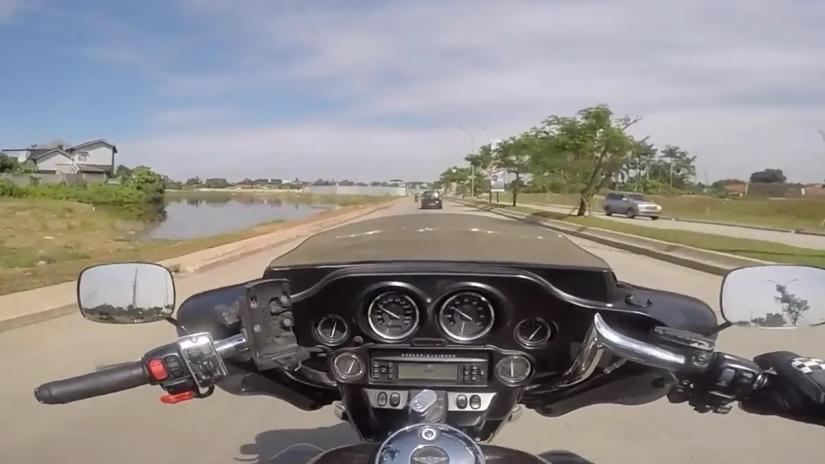 Harley-Davidson di Indonesia ternyata sudah hadir sejak 1920-an. Simak perjalanan motor Amerika ini dari era kolonial hingga berkembang di komunitas. (Youtube. com)