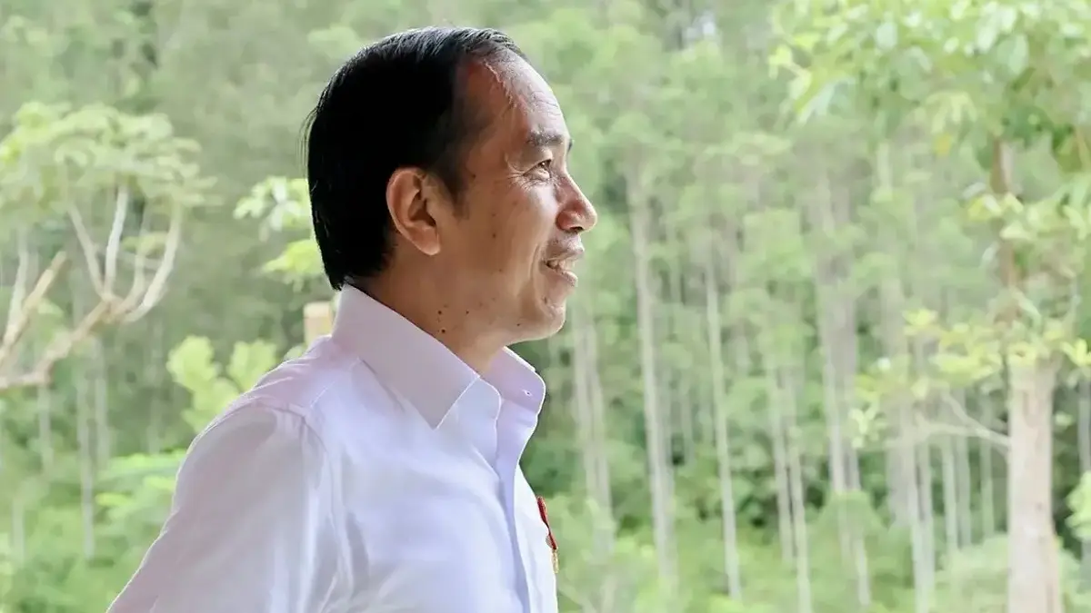 Solilokui Jokowi soal kekuasaan memicu pro dan kontra. Nasihat mantan presiden itu dinilai menyindir Prabowo hingga berbalik kepada dirinya sendiri.