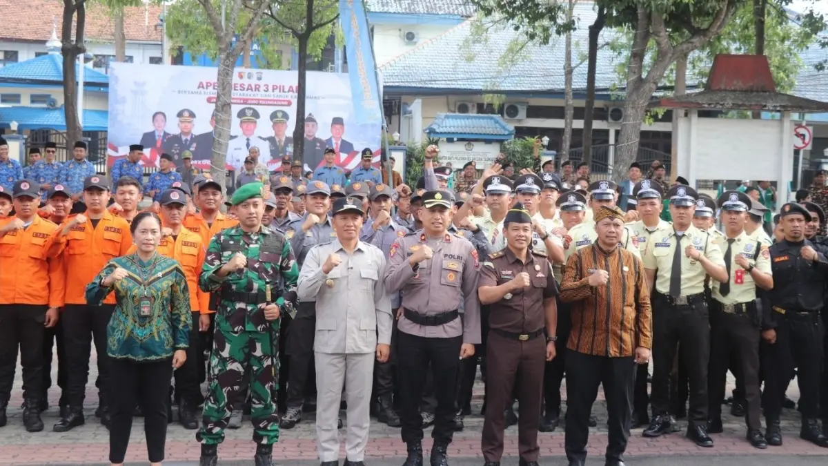 Apel Kebangsaan Tiga Pilar bersama elemen masyarakat dan sabuk kamtibmas yang dipimpin Pelaksana Tugas (Plt) Bupati Tulungagung Ahmad Baharudin.