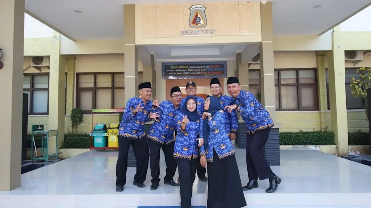 TPG Agustus 2026 masih dalam proses pencairan. SKTP guru non ASN mulai terbit, sementara peluang seleksi CPNS guru terus dibahas.(pinterest)