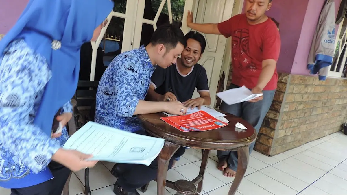 PPPK paruh waktu didorong tidak menjadi status permanen. Ada perjuangan agar mereka menjadi PPPK penuh waktu dengan penilaian berbasis kinerja.(pinterest)