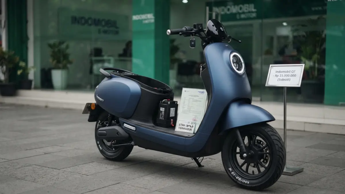 Indomobil E-Motor QT dibanderol sekitar Rp15 juta setelah subsidi tanpa sewa baterai. Jarak tempuhnya diklaim mencapai 70 km. (Gemini AI)