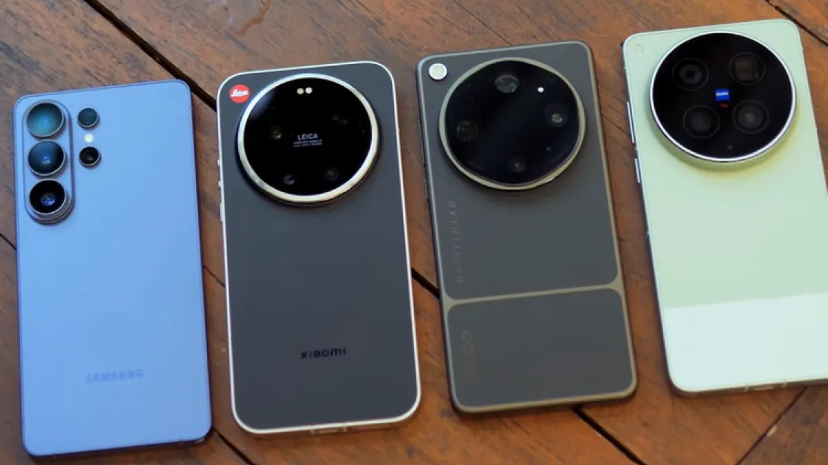 Kamera HP flagship 2026 semakin ketat. Xiaomi unggul untuk foto, Vivo untuk video, Oppo di telefoto, sementara Samsung tertinggal di hardware. (Youtube. com)