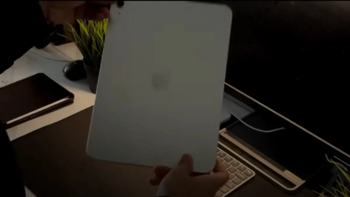iPad 11 dinilai terlalu tanggung bagi pengguna yang sudah punya laptop. Simak alasan YouTuber ini menyesal membelinya.