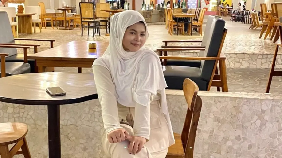 Berangkat dari kegelisahan melihat hak perempuan yang belum terpenuhi, Khofifa memilih menggunakan ruang organisasi untuk melakukan advokasi.