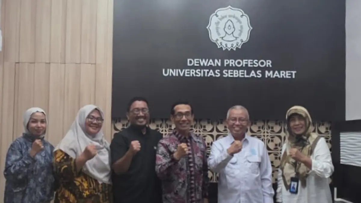 Foto bersama sebelum berpamitan.