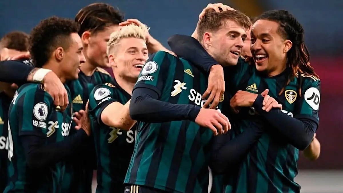 Leeds United naik ke posisi ketiga usai menang 4-1 atas Newcastle United. Hasil ini membuka peluang bersaing di papan atas Premier League.(pinterest)
