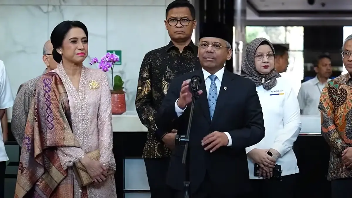 Suahasil Nazara resmi menjadi Menteri Keuangan menggantikan Purbaya Yudi Sadewa. Simak profil, perjalanan karier, dan harta kekayaannya Rp138,1 miliar. (Youtube. com)